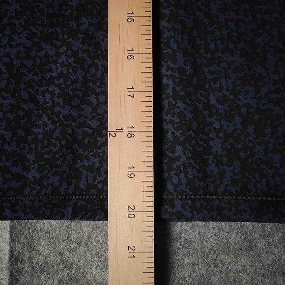 Athleta Women's Speedlight Gravel Tank Top Black White Speckle Print Dot Size 2X - Picture 9 of 9